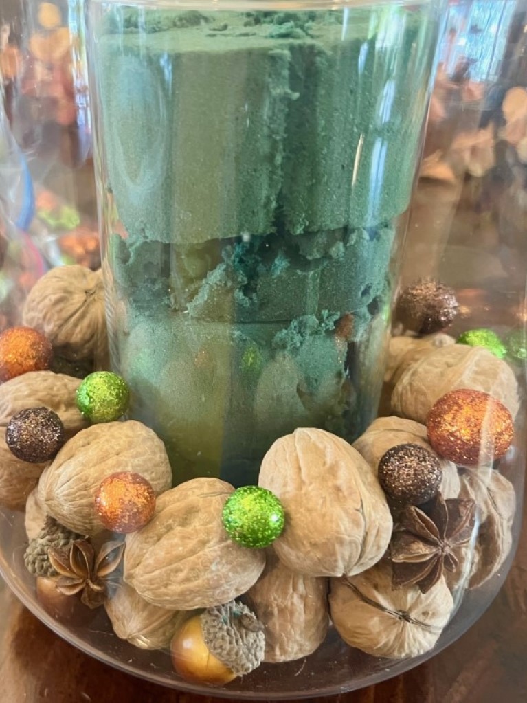 Layering around center cylinder